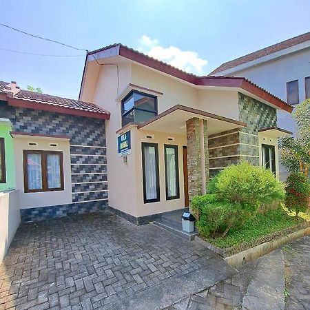 Villa Petit Tour Batu  Bagian luar foto