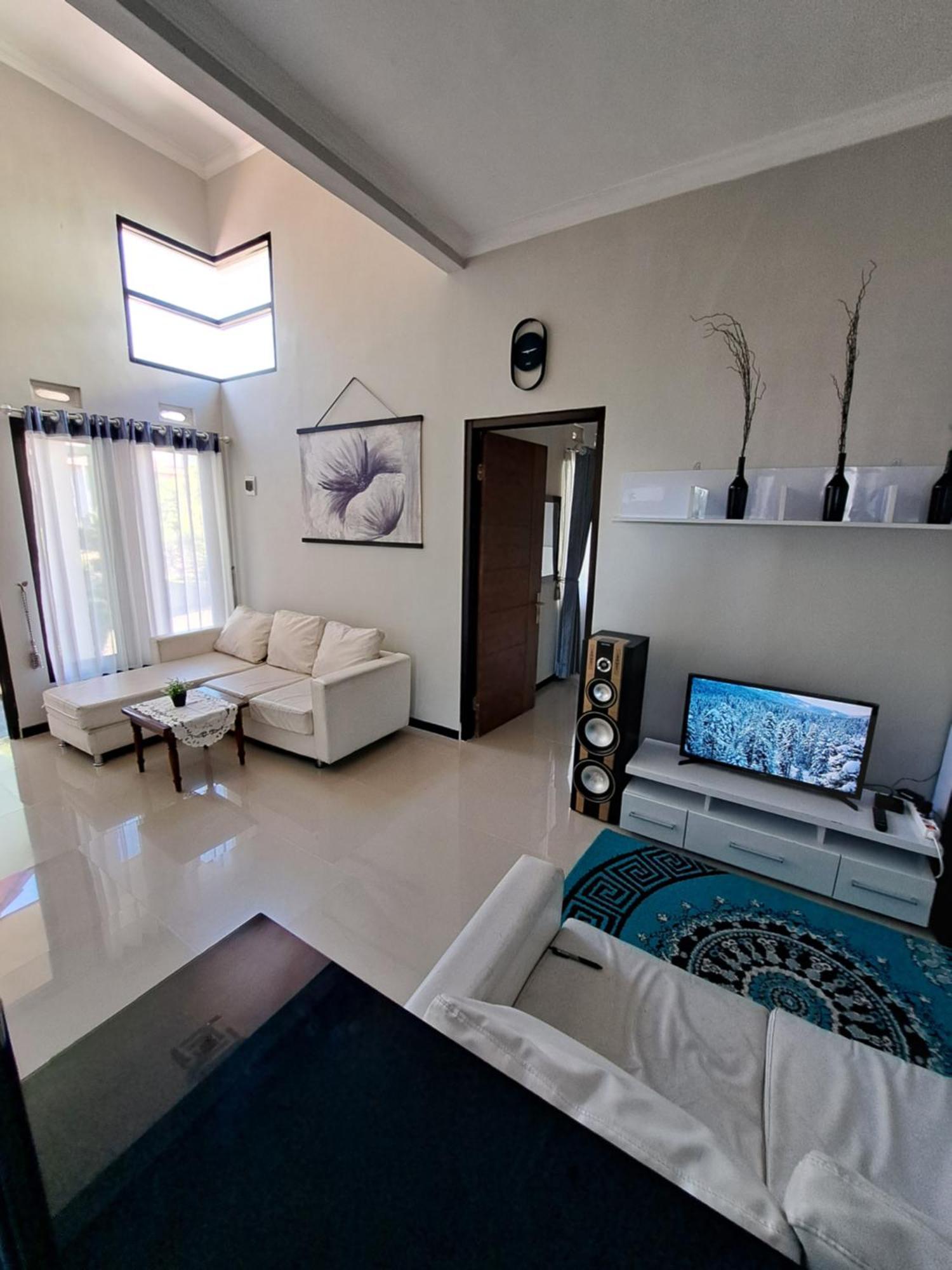 Villa Petit Tour Batu  Bagian luar foto
